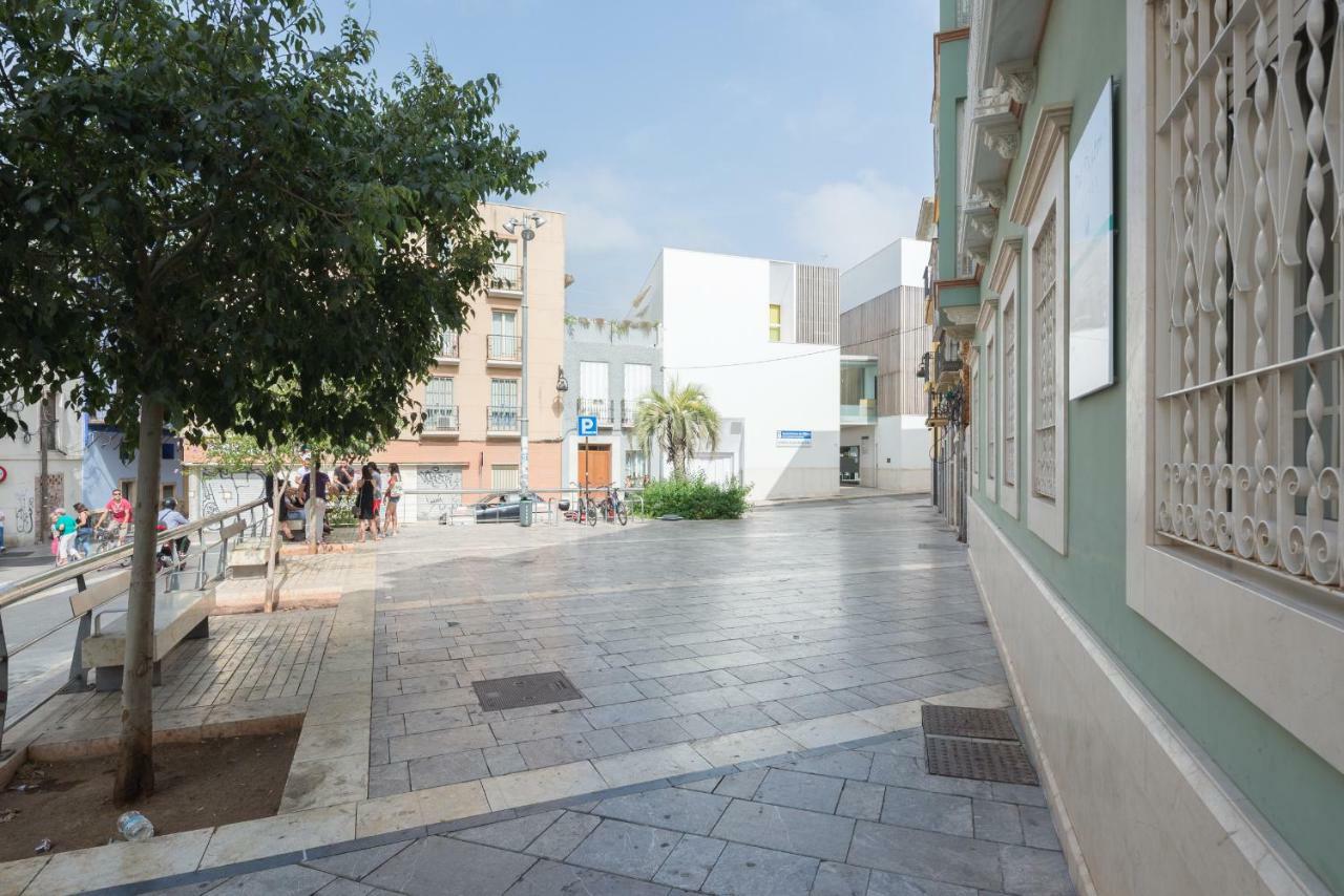 Homely Malaga Plaza Montano Екстериор снимка